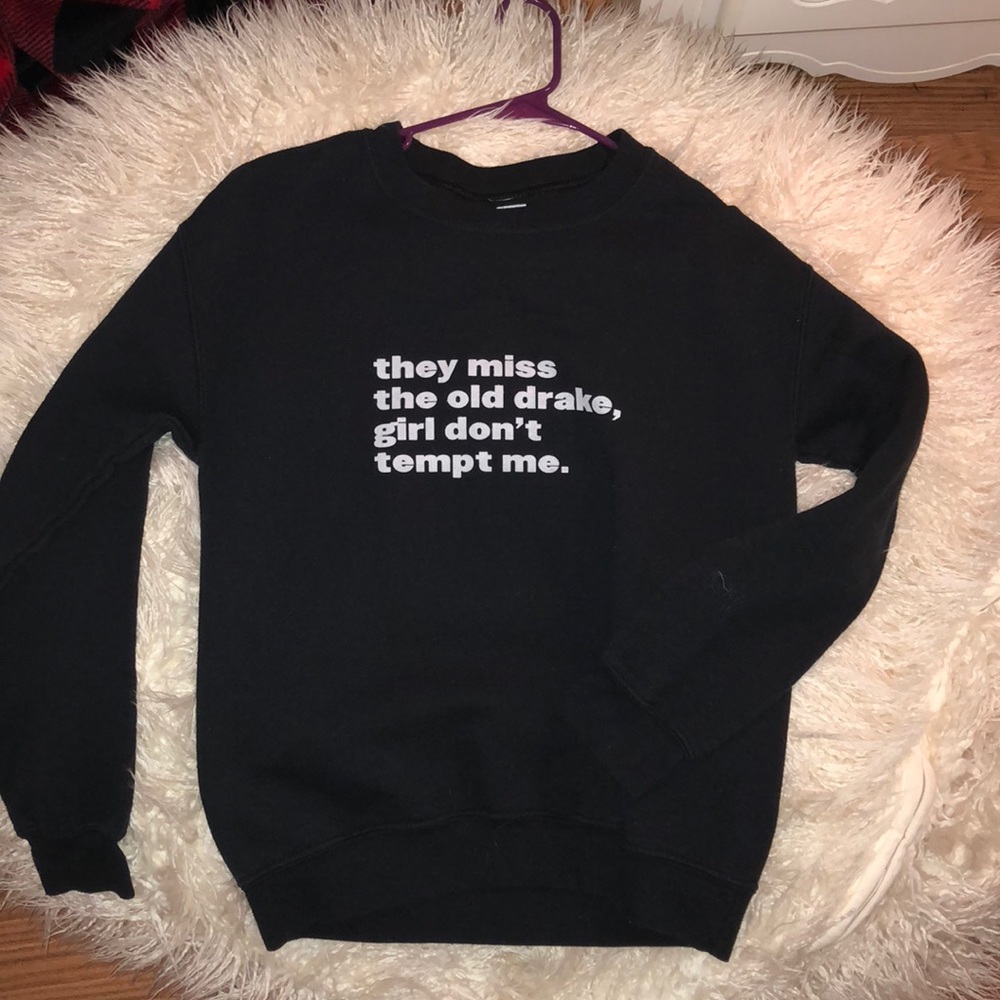 graphic sweatshirt